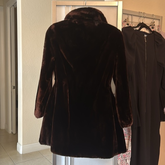 GUCCI Vintage Emilio Gucci Sheared Mouton Fur Mid Length Coat with Belt Tie - Picture 7 of 7